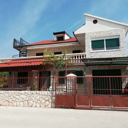 Apartment Zdene