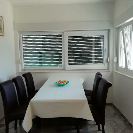 Zdene Apartment